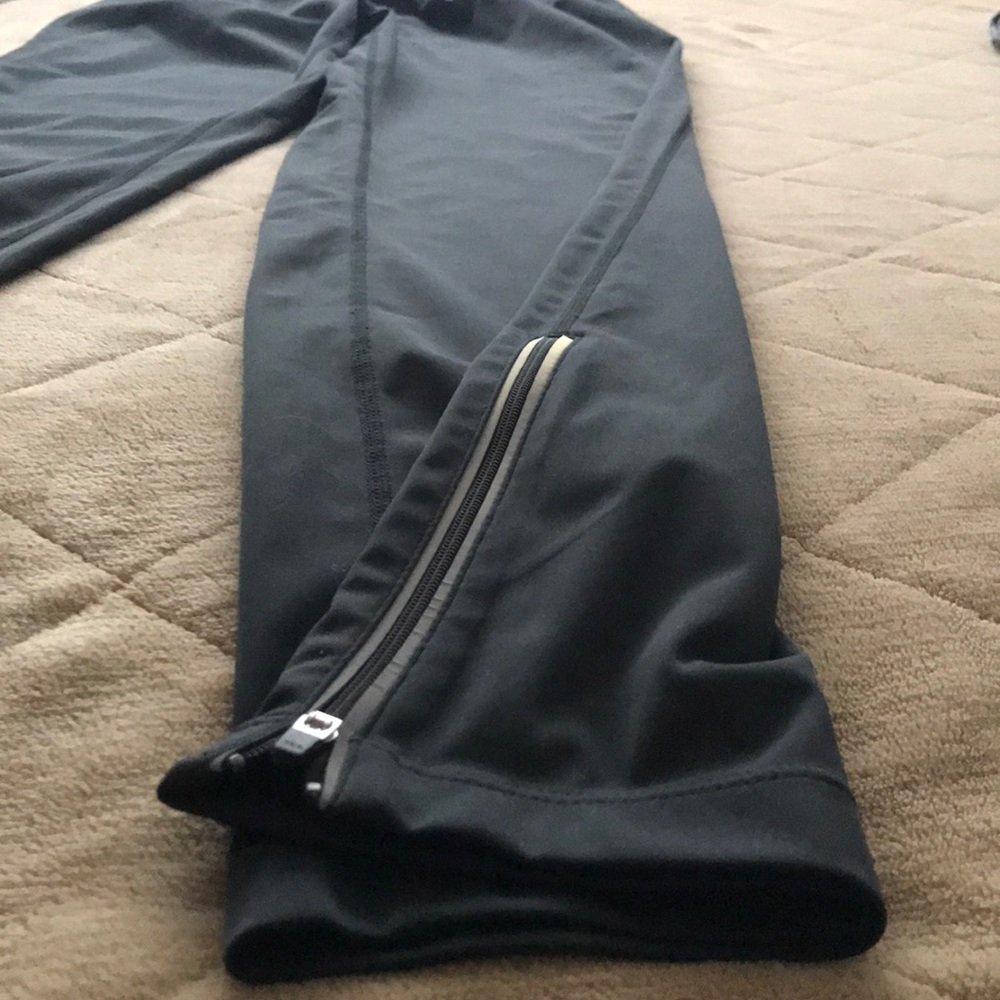 Running pants - Picture 4 of 5